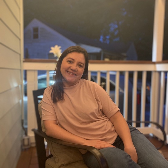 Meet your Posher, Alma - Picture 1 of 1